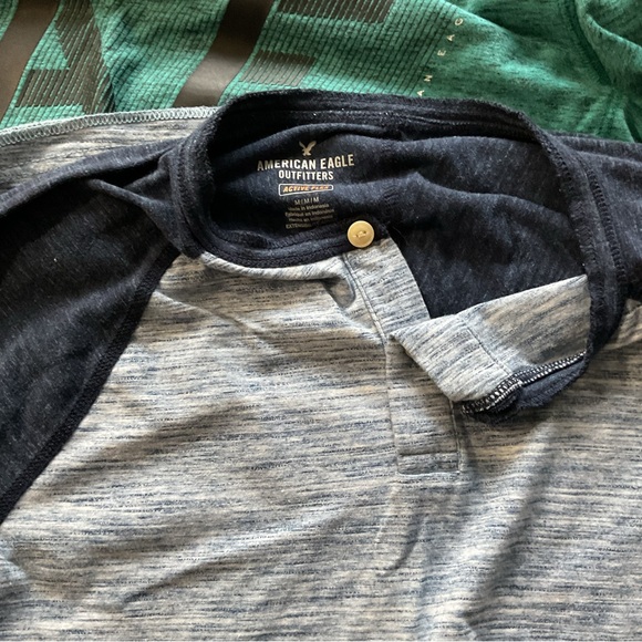American Eagle Men’s size M lot of shirts excellent condition - Picture 3 of 5